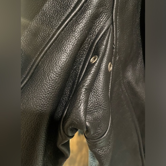 BILT Men’s Leather Motorcycle Jacket. XL - Picture 10 of 14